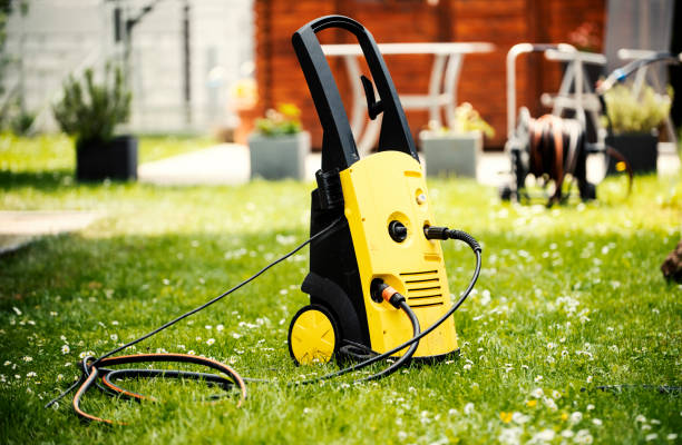 Animal Enclosure Cleaning in Ames, TX